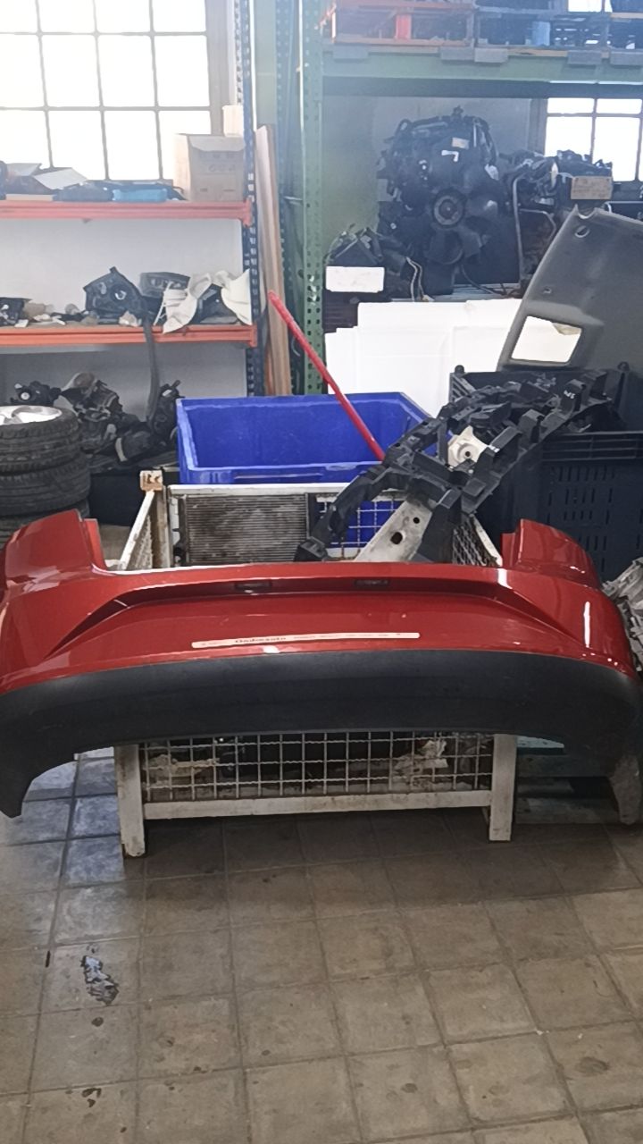 PARAGOLPES TRASERO