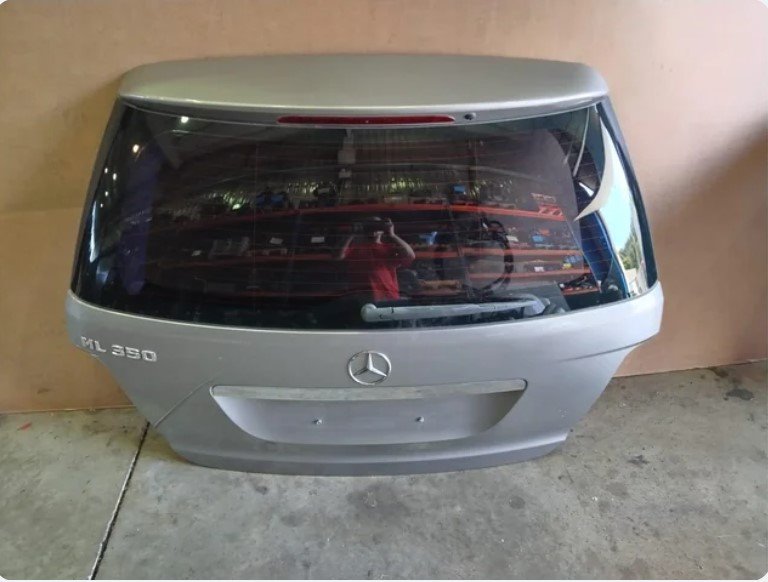 PORTON TRASERO Mercedes-Benz ML (BM 164)