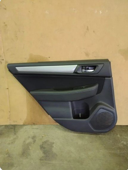 GUARNECIDO PUERTA TRASERA IZQUIERDA Subaru Outback (B15)