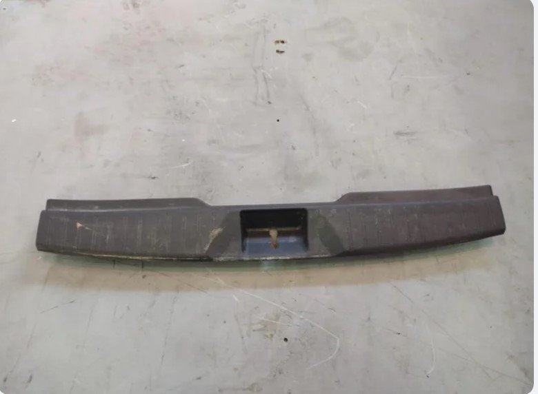 MOLDURAS TRASERAS Subaru Outback (B15)