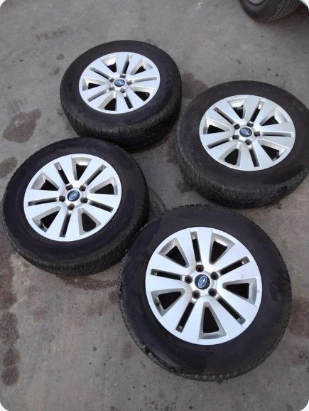 JUEGO LLANTAS Subaru Outback (B15)