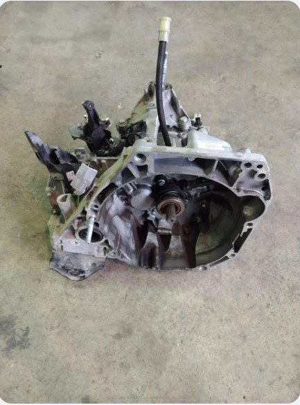CAJA CAMBIOS Renault Clio V