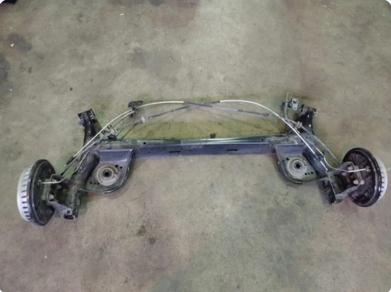 PUENTE TRASERO Renault Clio V