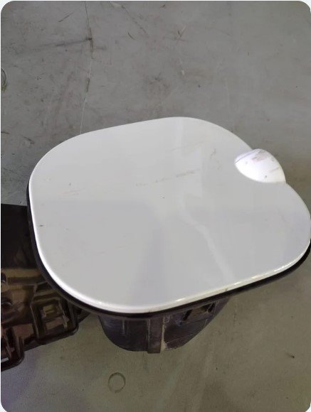 TAPA EXTERIOR COMBUSTIBLE Renault Twingo III