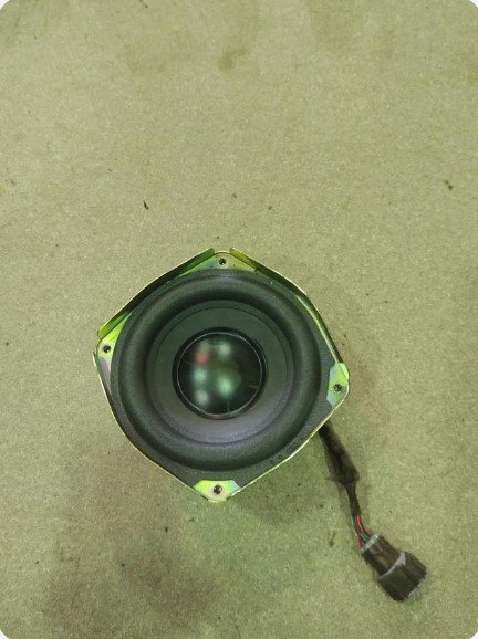 SUBWOOFER Nissan Murano (Z50)