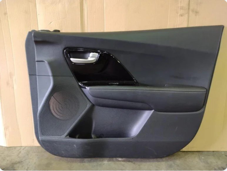 GUARNECIDO PUERTA DELANTERA DERECHA Kia Niro (DE)
