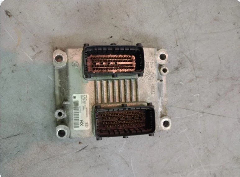 CENTRALITA MOTOR UCE Opel Corsa D