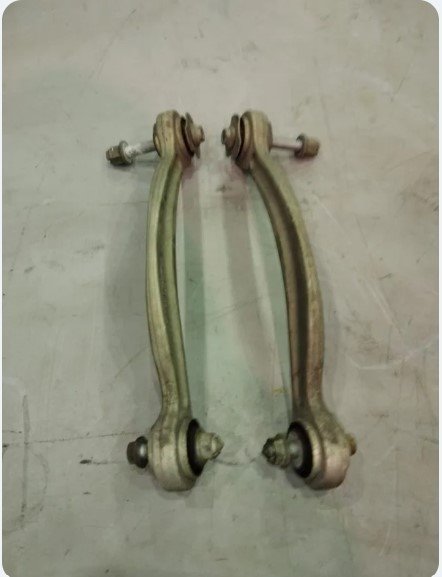 BRAZO SUSPENSION INFERIOR TRASERO IZQUIERDO Mercedes-Benz E Berlina (BM 212)