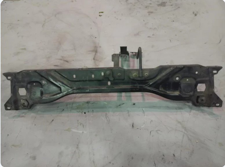 PANEL FRONTAL Mercedes-Benz E Berlina (BM 212)