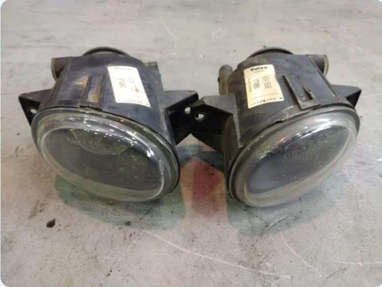 FARO ANTINIEBLA DERECHO