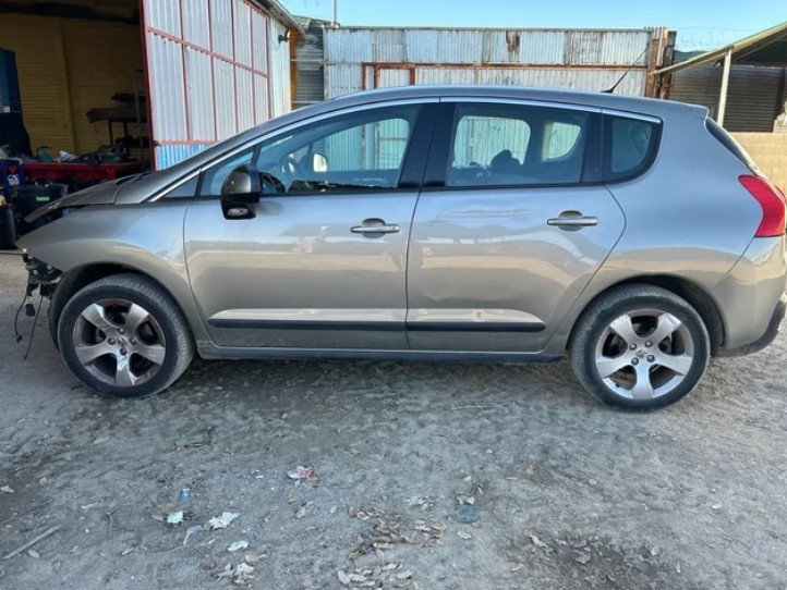 Imagen del vehículo Peugeot 3008