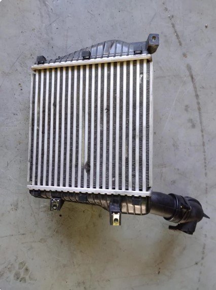 INTERCOOLER Volkswagen Touareg (7LA)