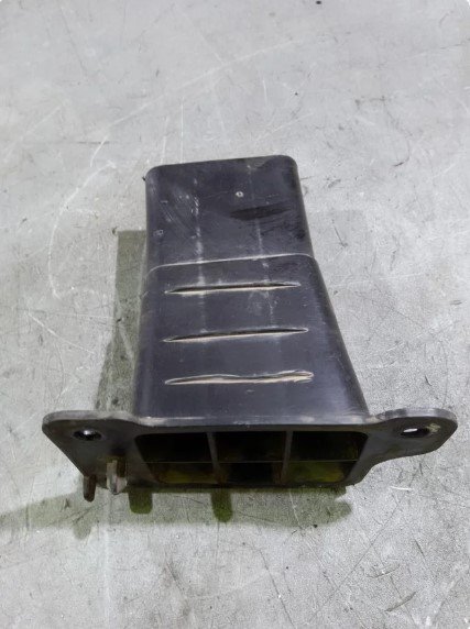 PUNTERA DELANTERA IZQUIERDA DE PARAGOLPES