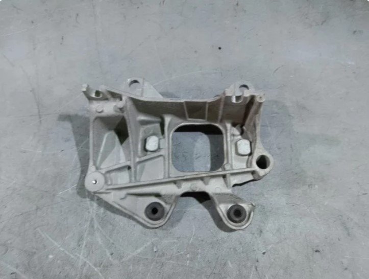 SOPORTE MOTOR IZQUIERDO Renault Laguna III Berlina