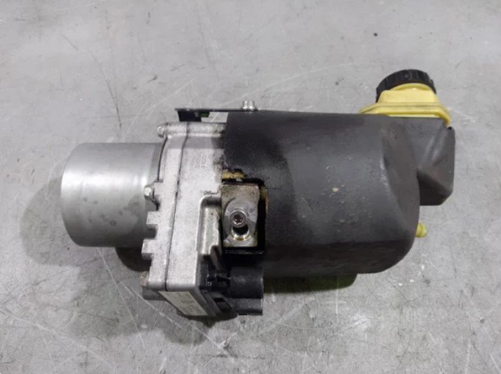 BOMBA DIRECCION Renault Laguna III Berlina