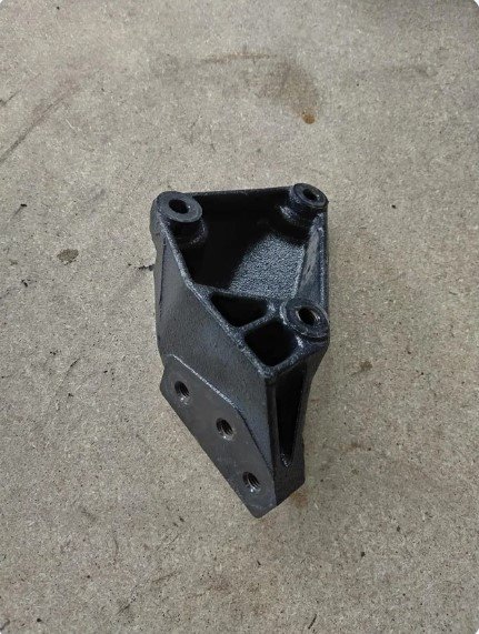 SOPORTE MOTOR DERECHO