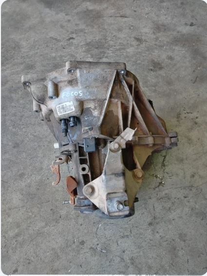 CAJA CAMBIOS Ford Focus Berlina (CAK)
