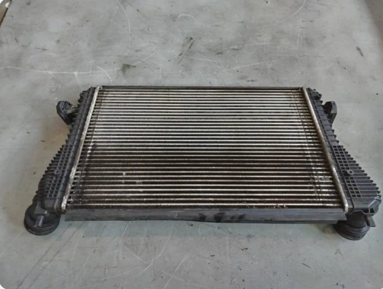 INTERCOOLER Volkswagen Touran (1T1)