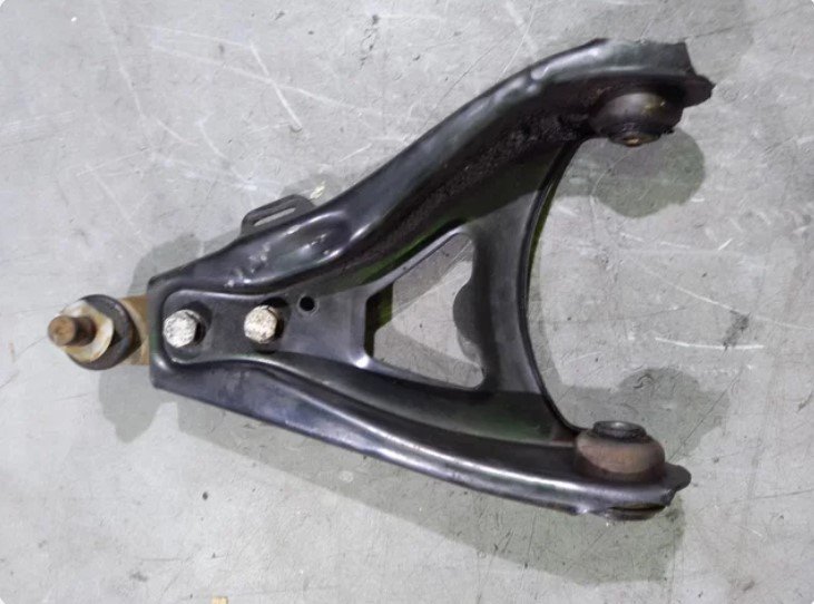 BRAZO SUSPENSION INFERIOR DELANTERO IZQUIERDO Renault Scenic I (JA...)