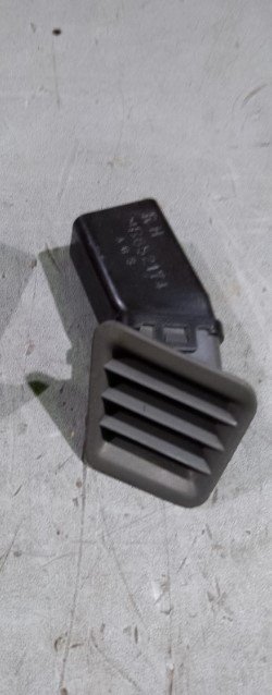 AIREADOR DERECHO Mitsubishi Montero (V20/V40)