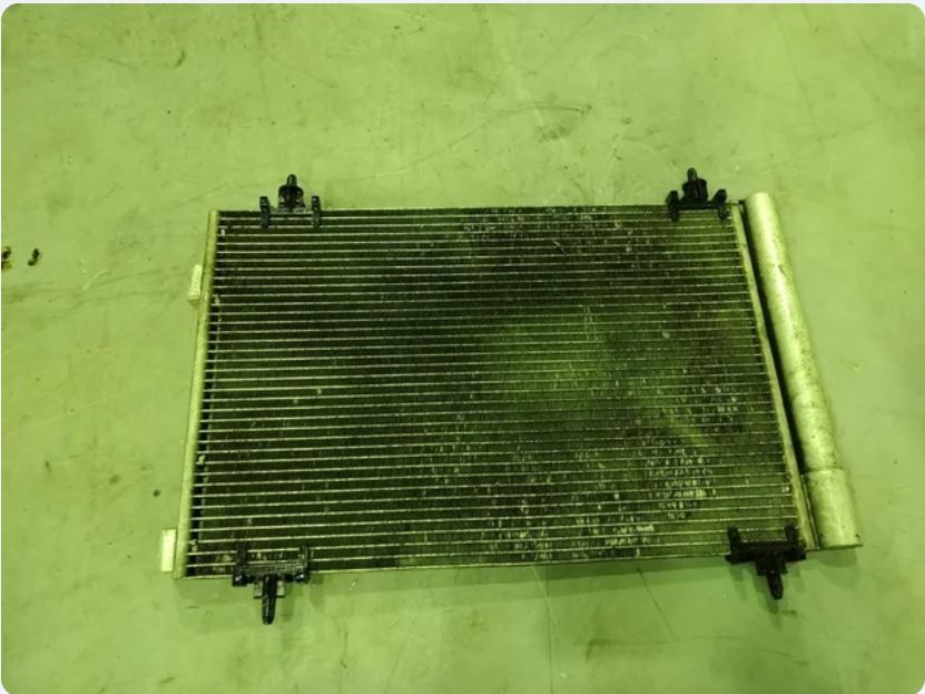 CONDENSADOR / RADIADOR  AIRE ACONDICIONADO Citroen C4 Berlina