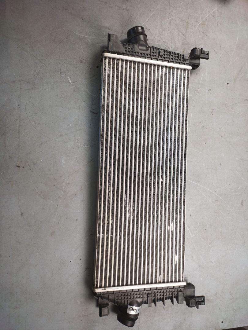INTERCOOLER Opel Insignia Berlina