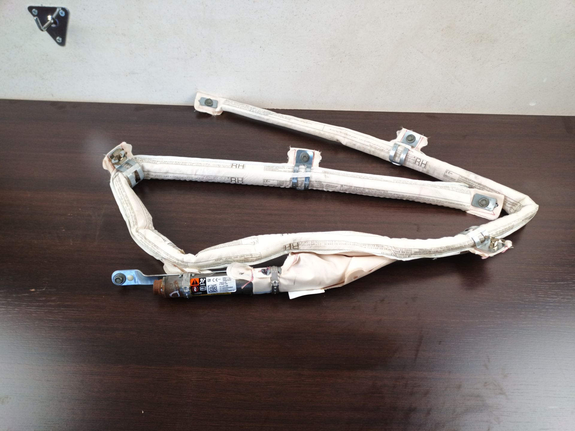 AIRBAG CORTINA DELANTERO DERECHO Opel Insignia Berlina