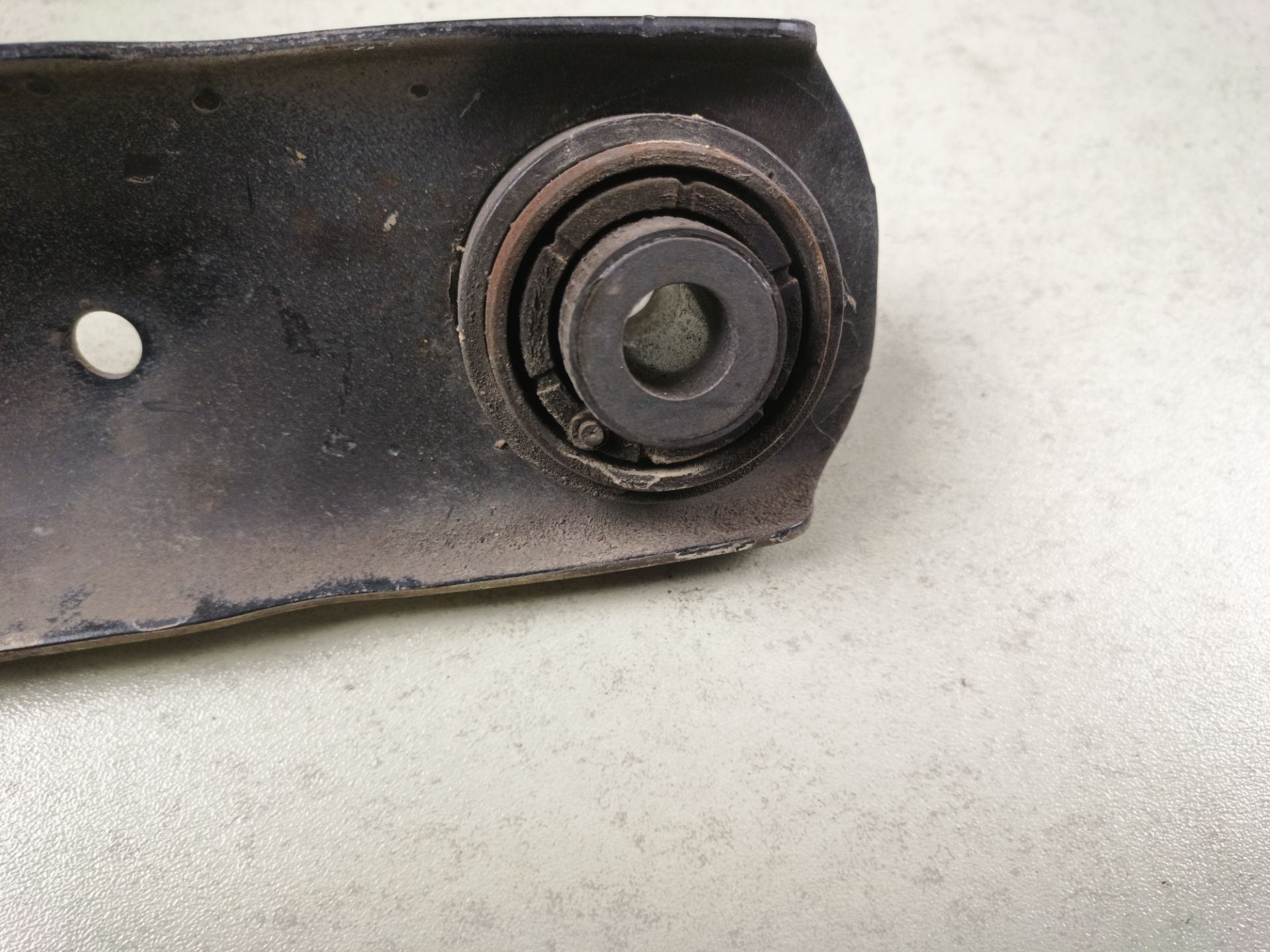 BRAZO SUSPENSION INFERIOR TRASERO IZQUIERDO Opel Insignia Berlina