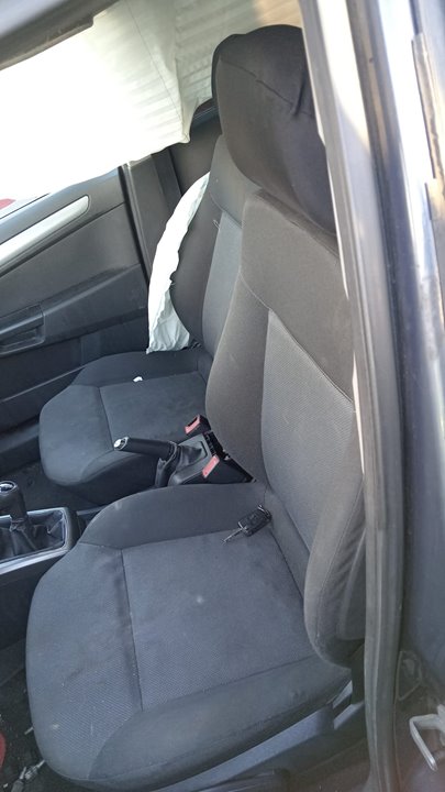Imagen del vehículo Opel Astra H GTC