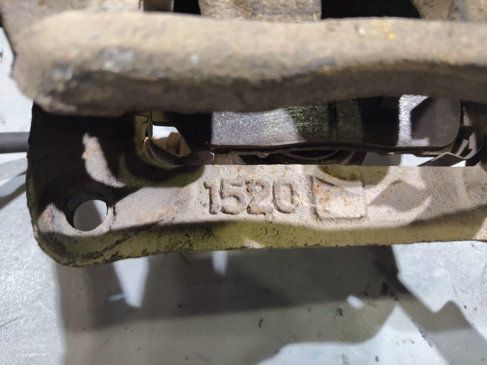 PINZA DE FRENO TRASERA DERECHA Mitsubishi Montero (V20/V40)
