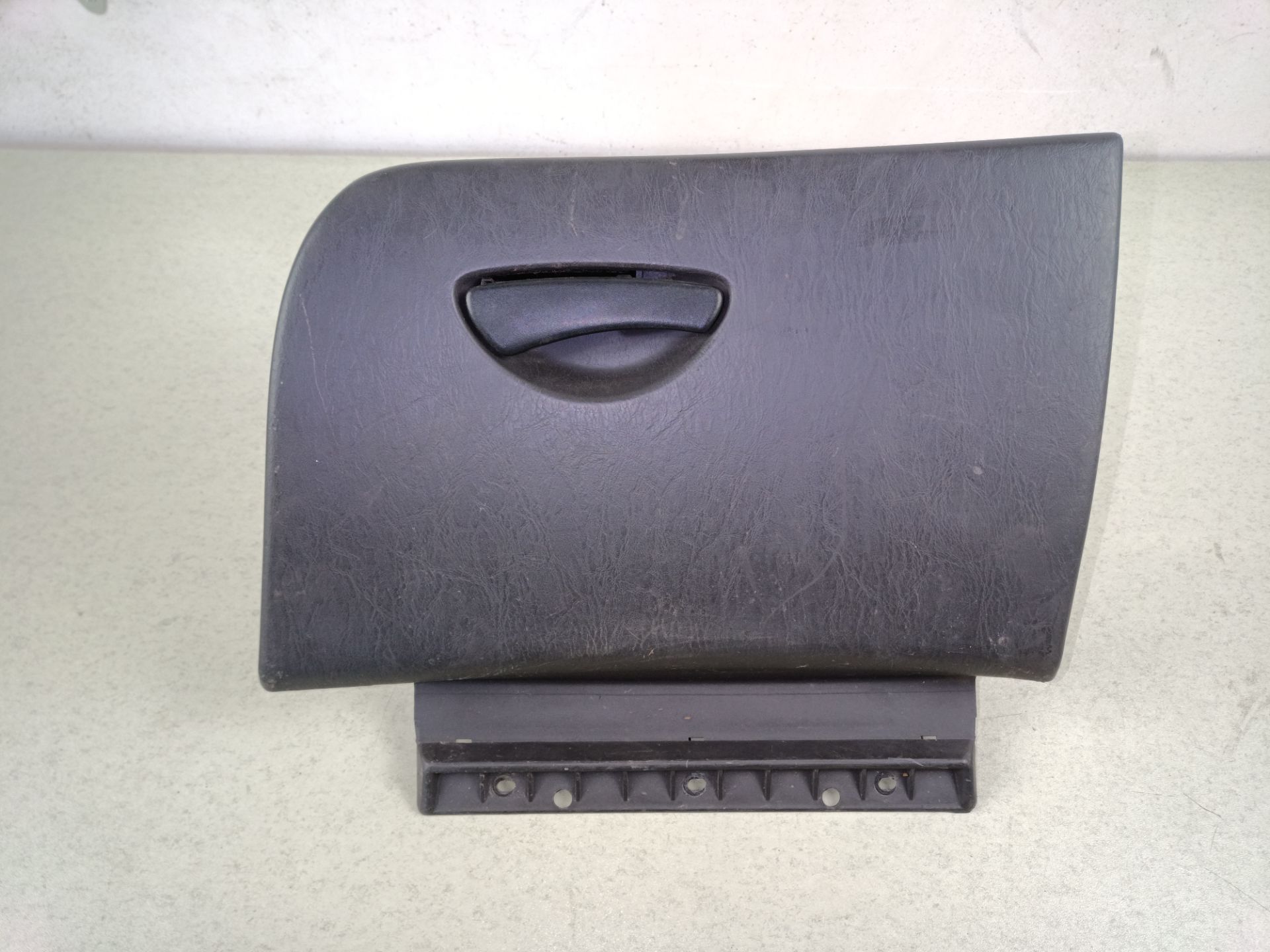 GUANTERA Ford Focus Berlina (CAK)