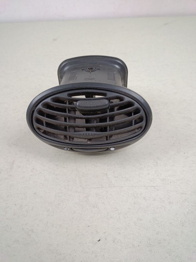 REJILLA AIREADORA Ford Focus Berlina (CAK)