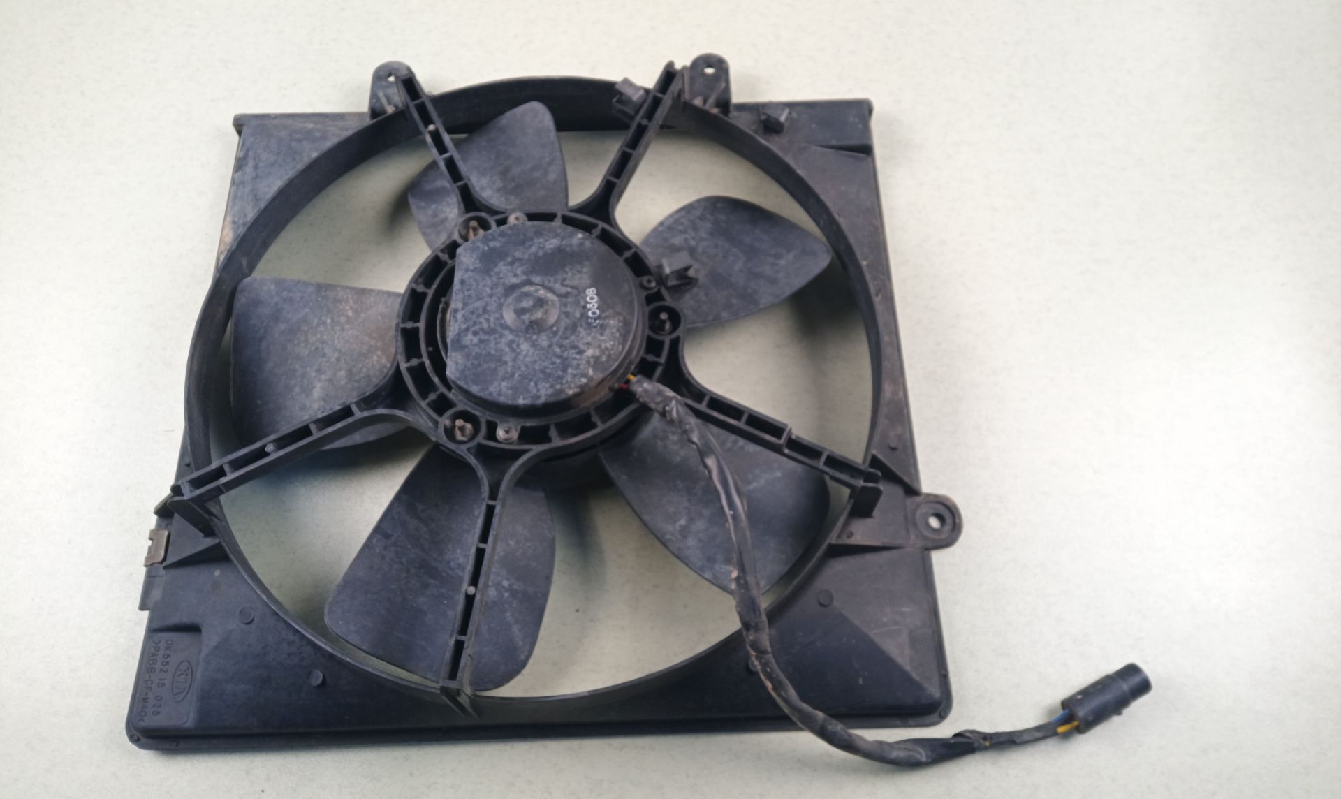 ELECTROVENTILADOR Kia Carnival II (FL)