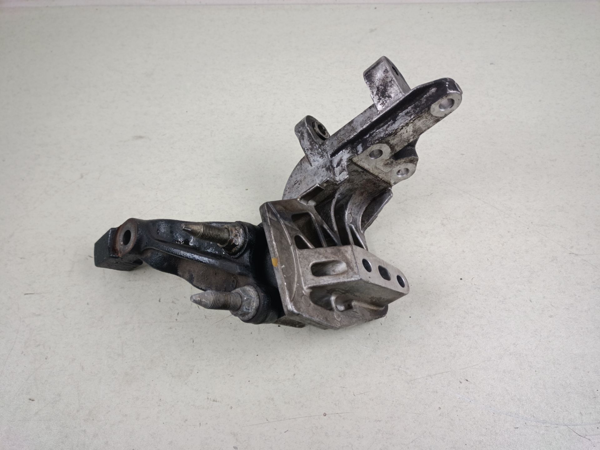 SOPORTE MOTOR