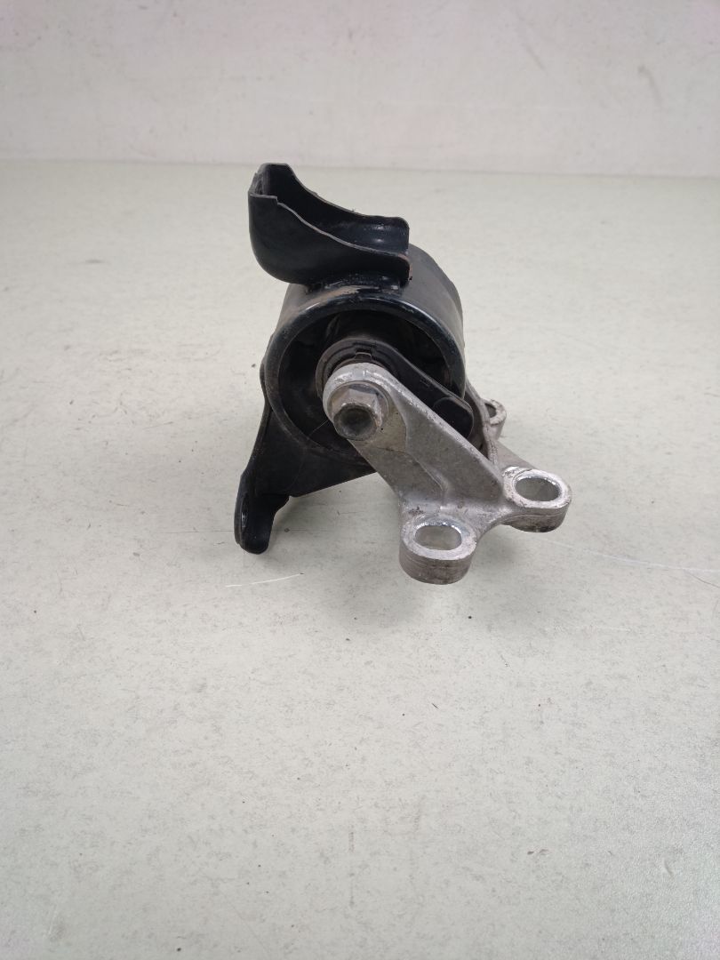 SOPORTE MOTOR TRASERO