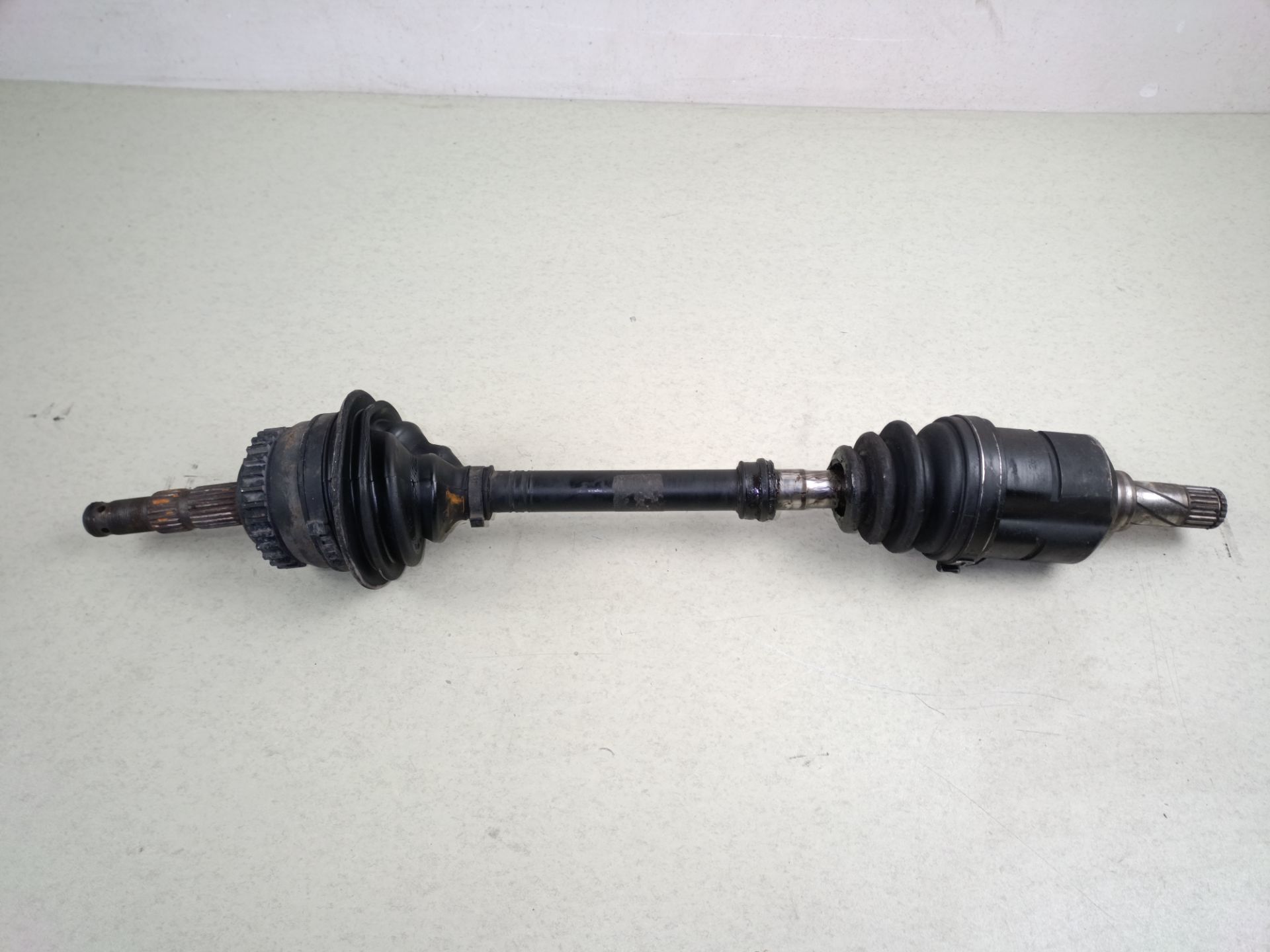 TRANSMISION DELANTERA IZQUIERDA Opel Corsa C