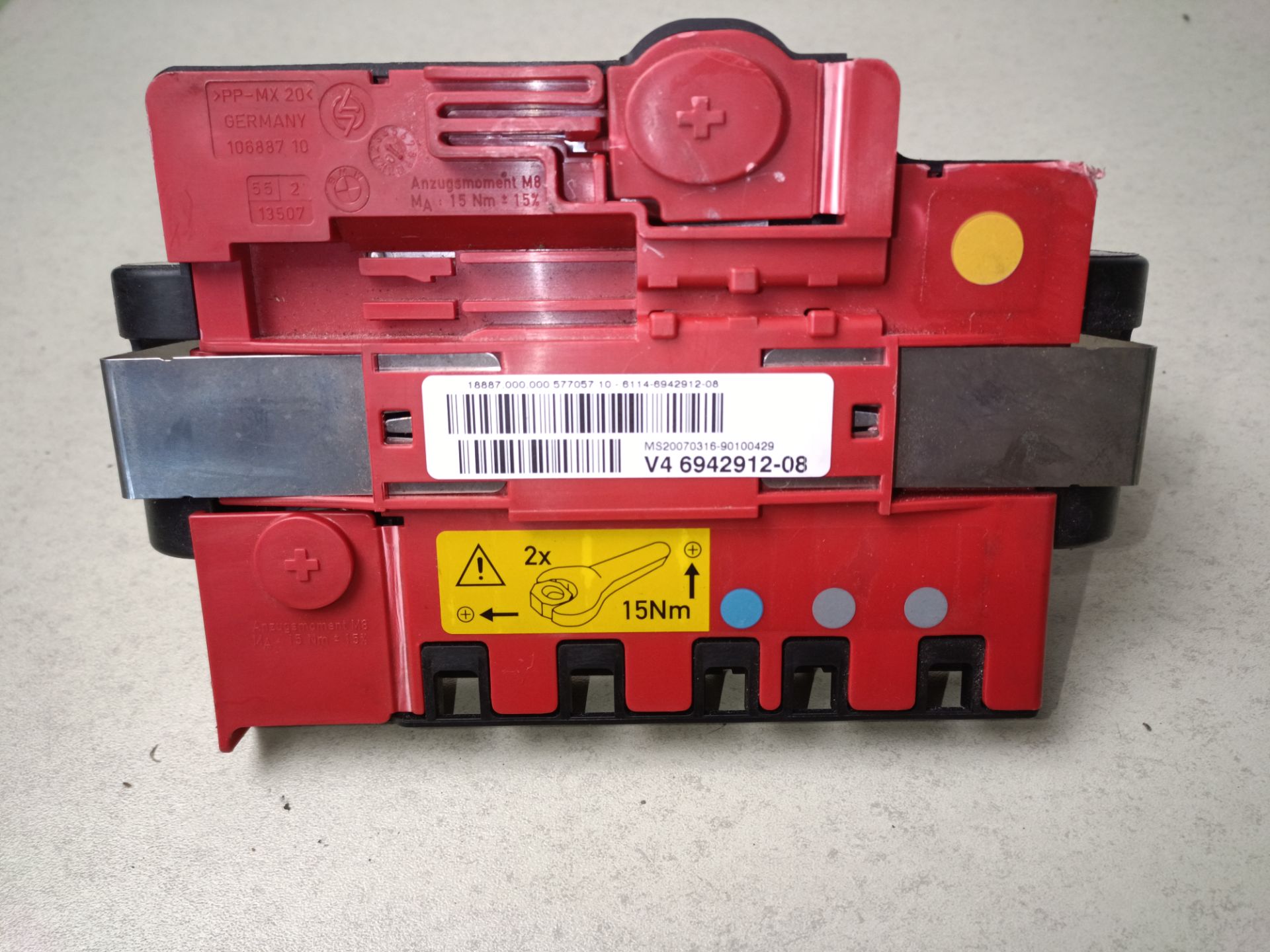 CAJA RELES / FUSIBLES BMW 3 Berlina (E90)