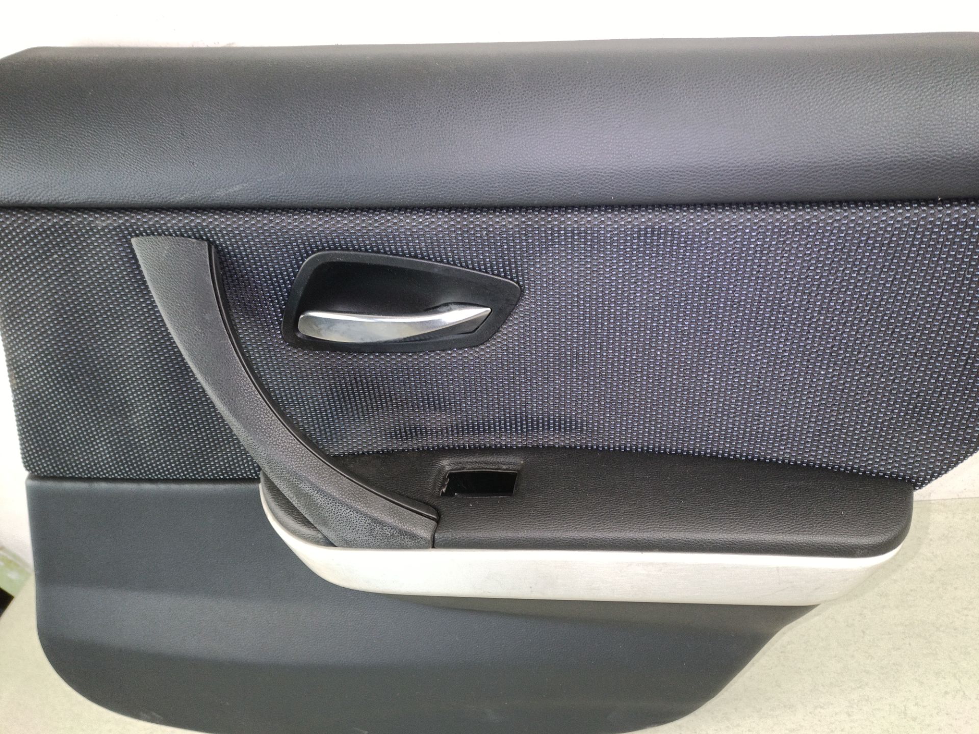 GUARNECIDO PUERTA TRASERA DERECHA BMW 3 Berlina (E90)
