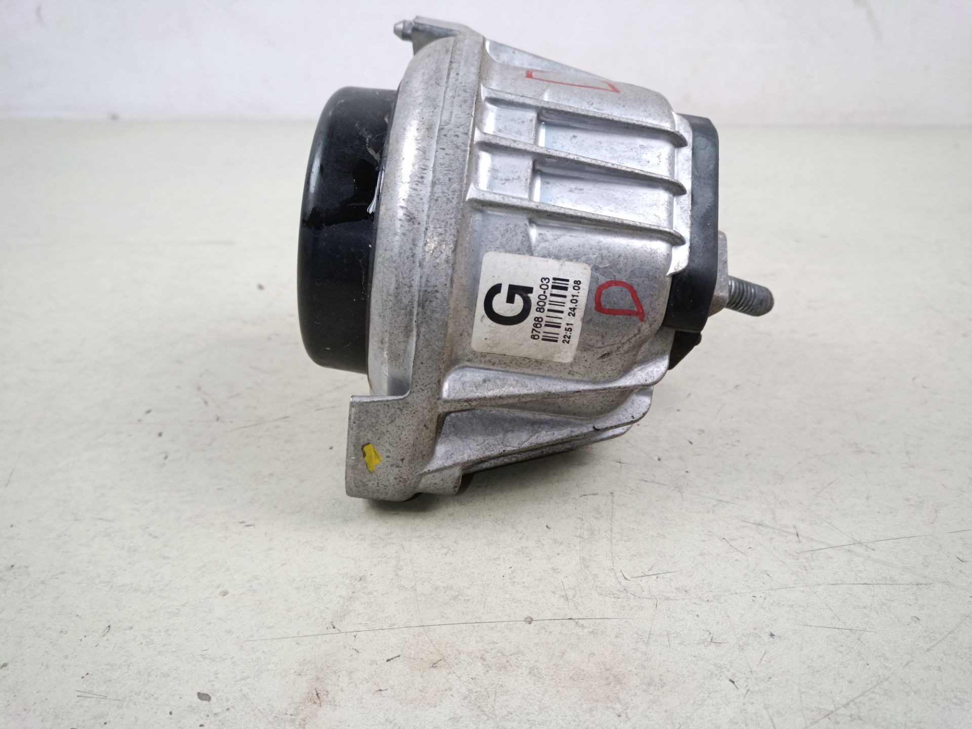 SOPORTE MOTOR DERECHO