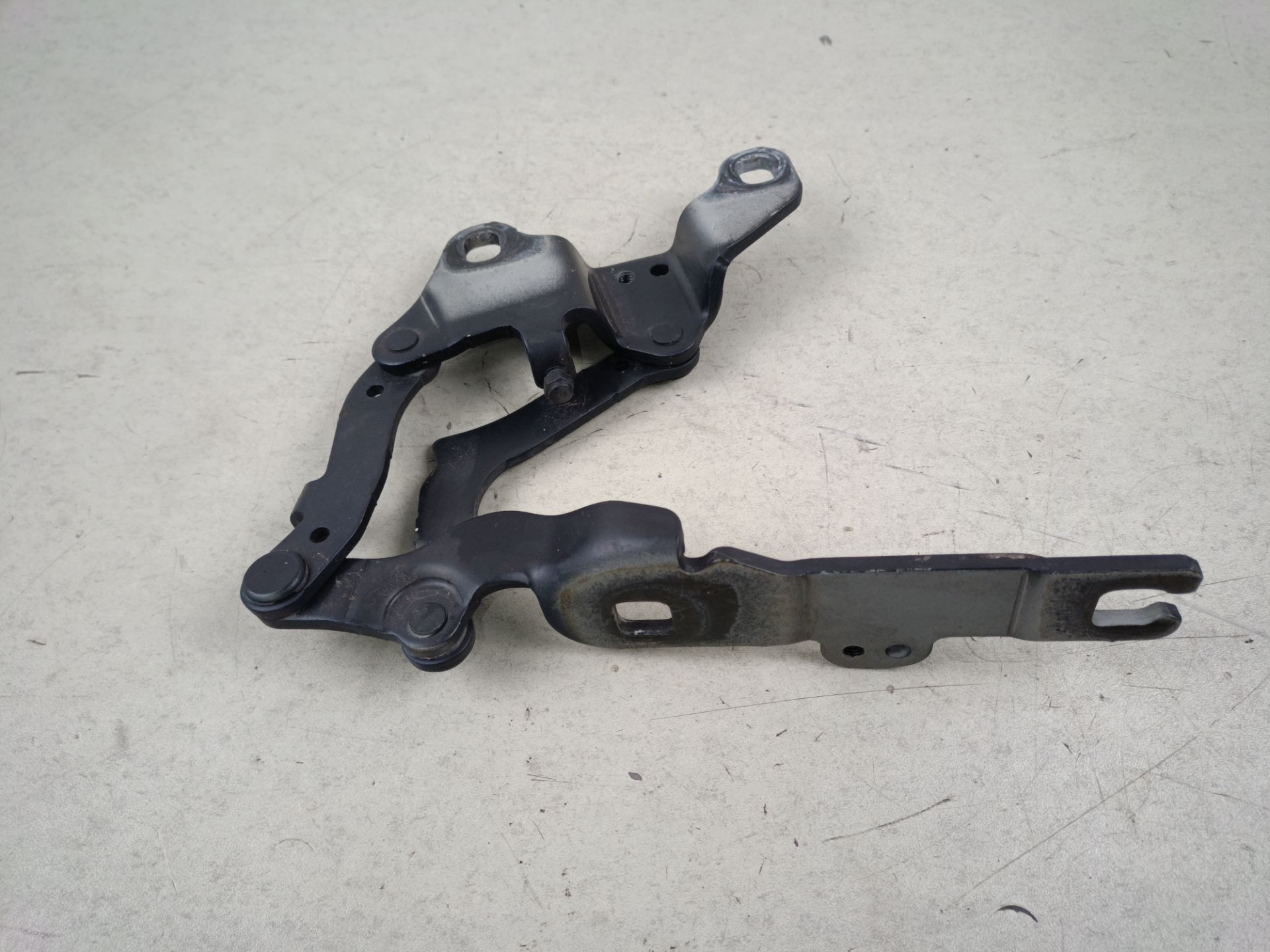 BISAGRA CAPO DERECHA BMW 3 Berlina (E90)