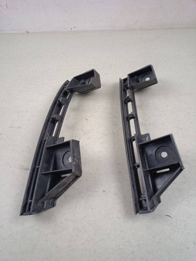 SOPORTE PARAGOLPES DELANTERO Volkswagen Caddy (2K)