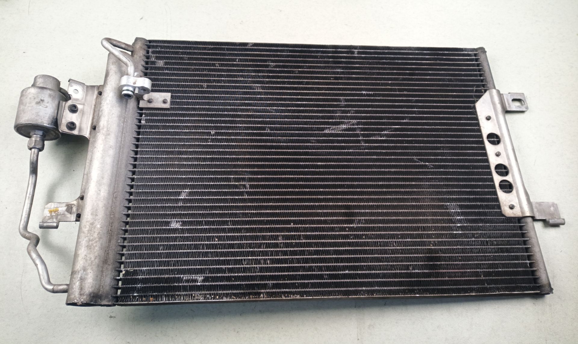 CONDENSADOR / RADIADOR  AIRE ACONDICIONADO Mercedes-Benz A (BM 168)