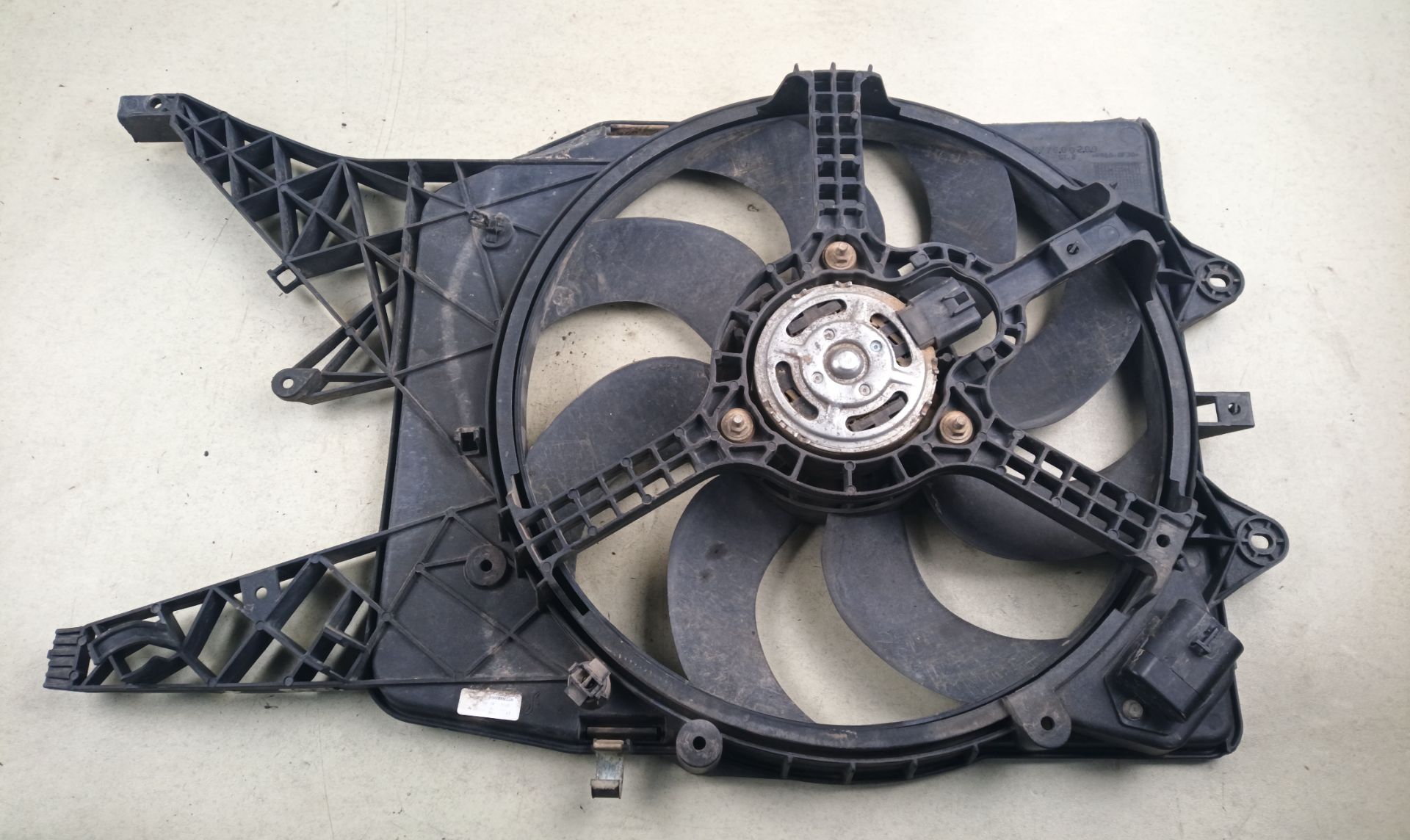 ELECTROVENTILADOR Opel Corsa D