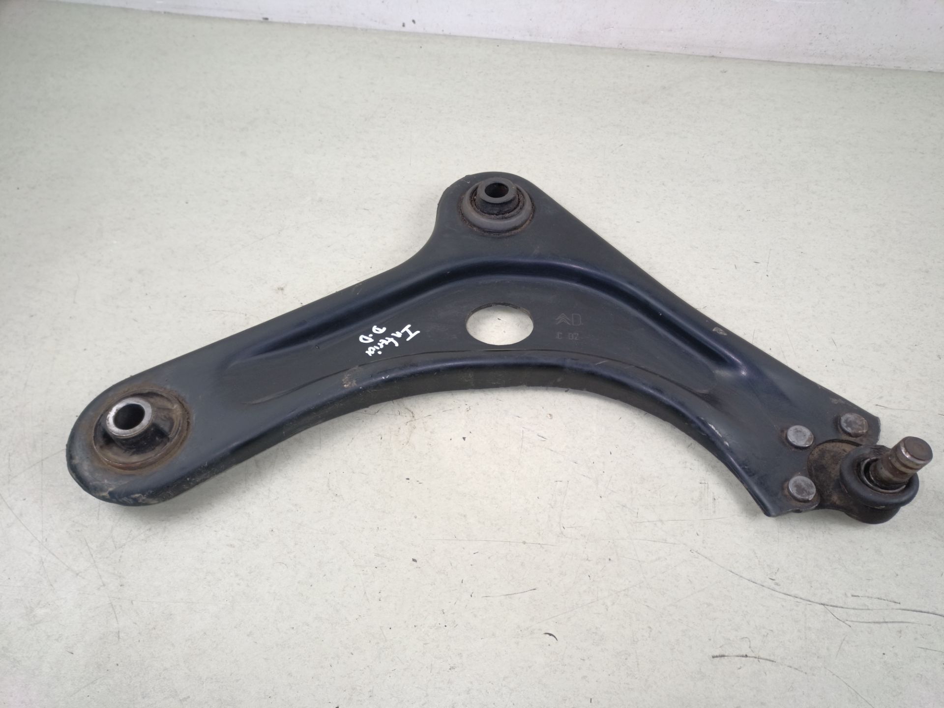 BRAZO SUSPENSION INFERIOR DELANTERO DERECHO Peugeot 208