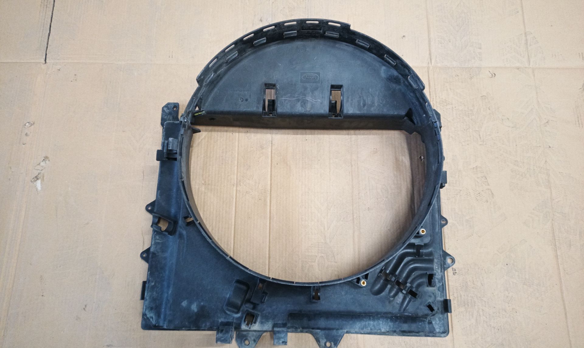 CALANDRA DELANTERA DE RADIADOR Land Rover Range Rover Sport