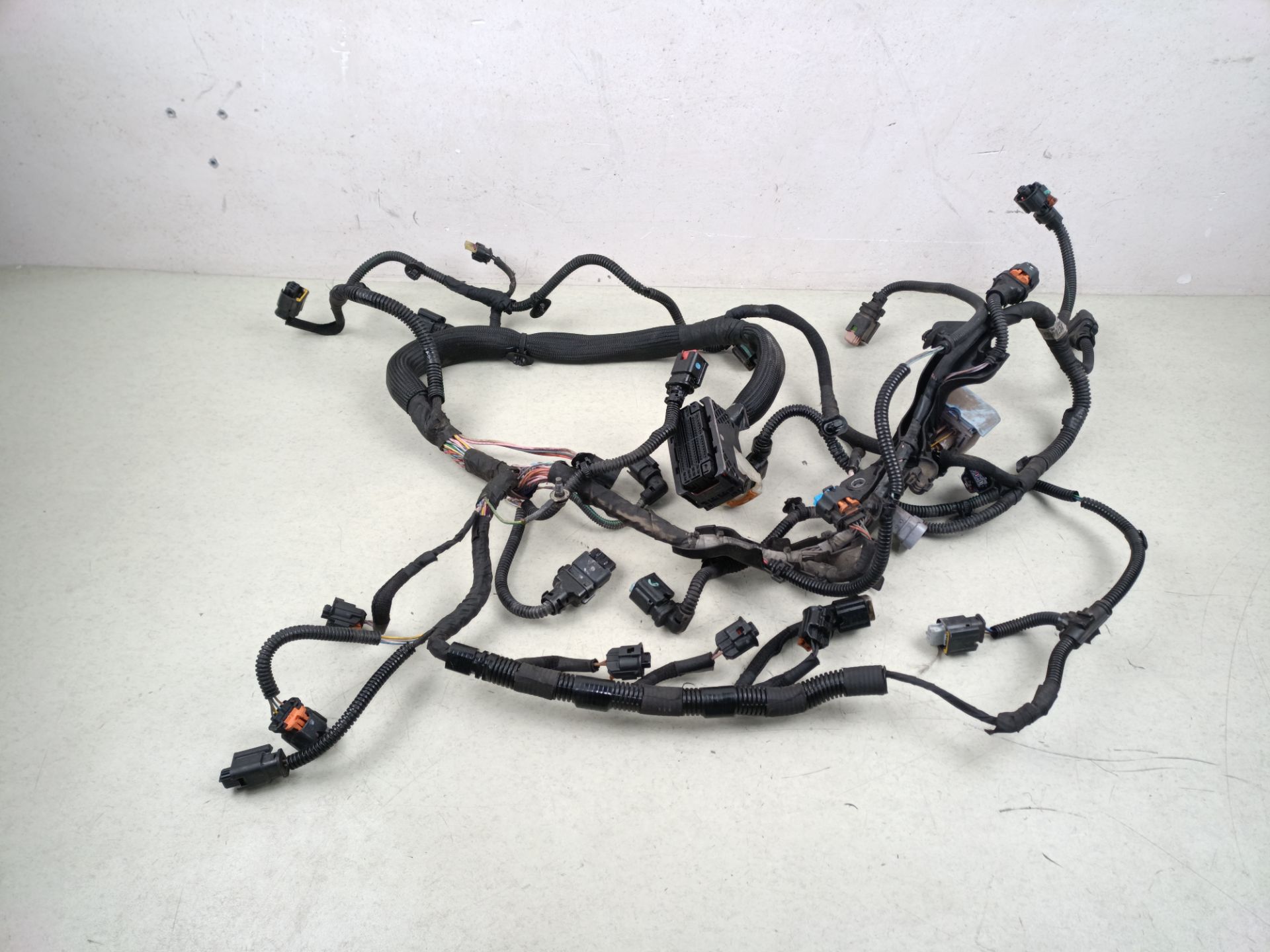 ARNES DE CABLES Peugeot 208