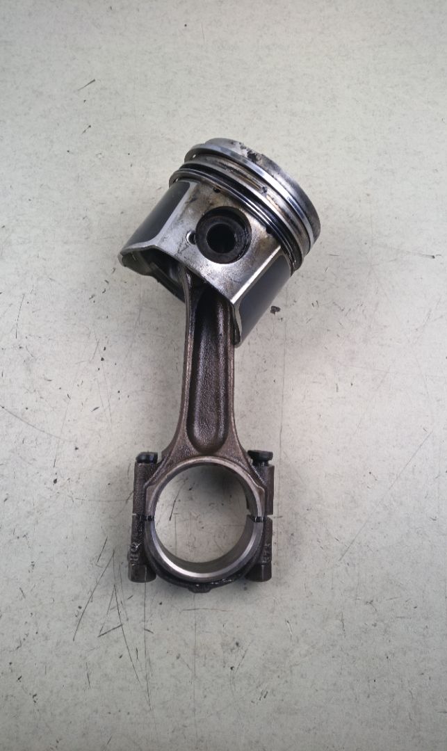 PISTON Peugeot 206
