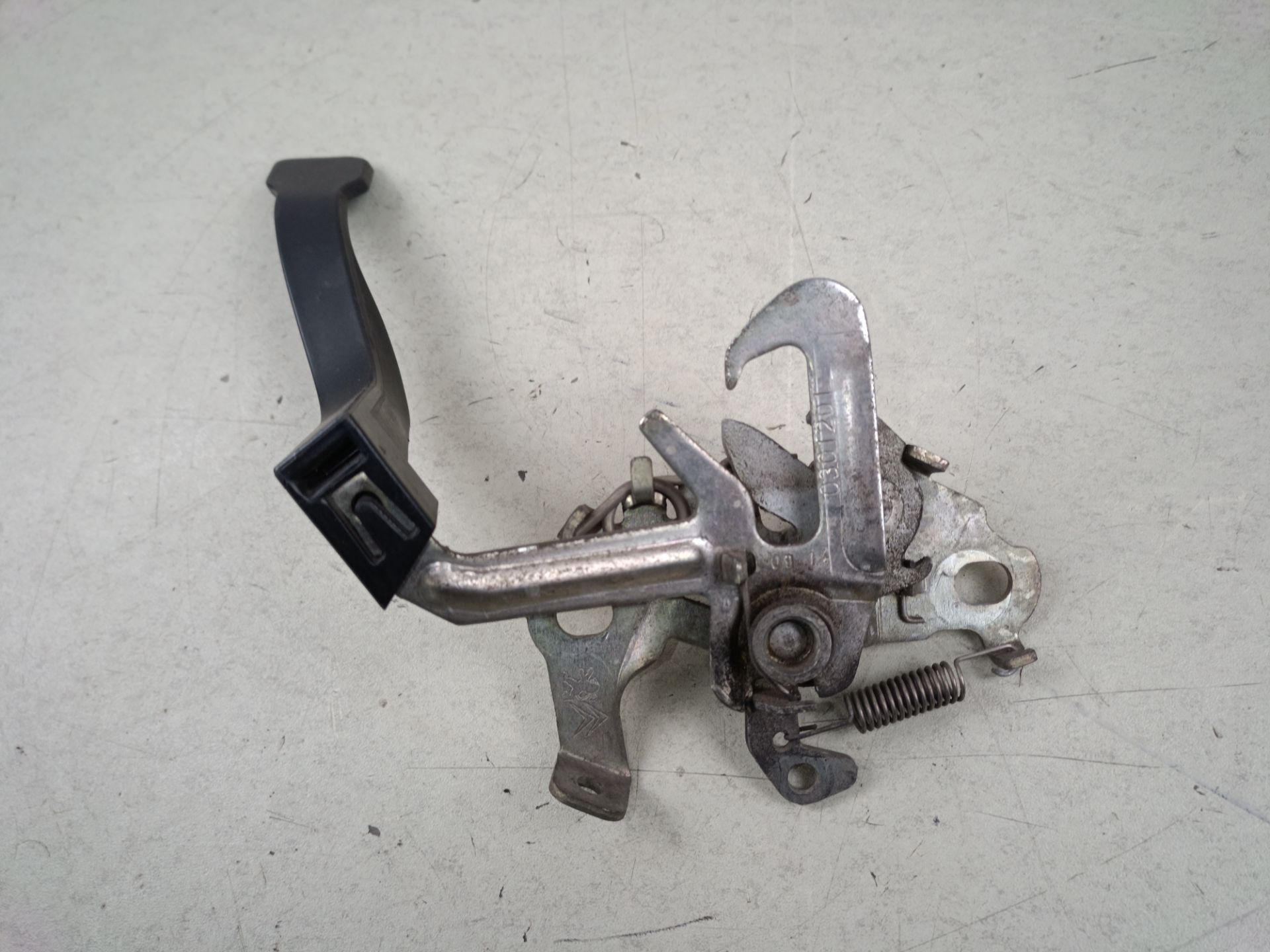 CERRADURA CAPO Peugeot 3008