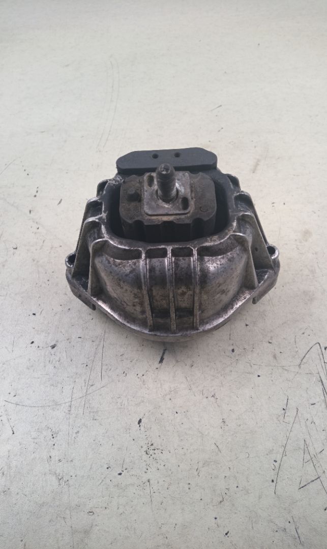 SOPORTE MOTOR IZQUIERDO