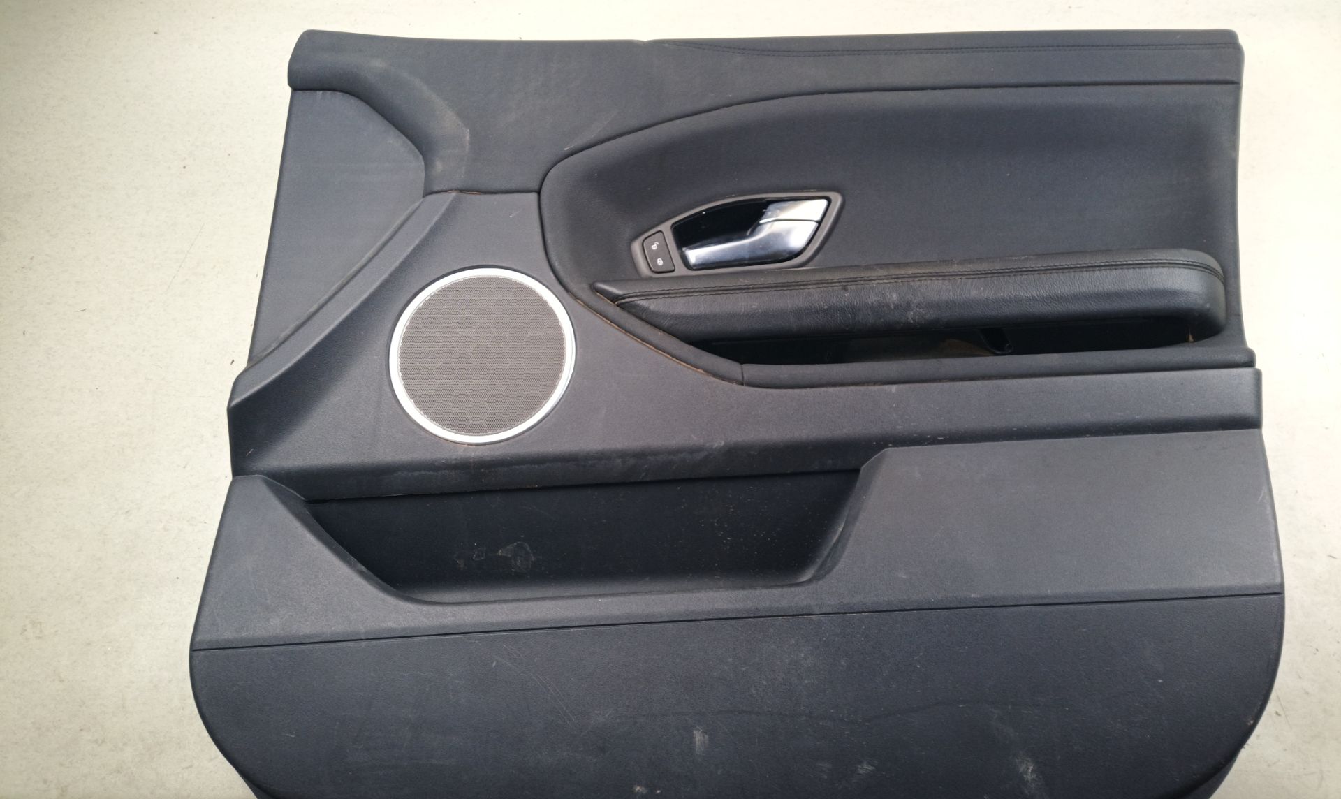 GUARNECIDO PUERTA DELANTERA DERECHA Land Rover Range Rover Evoque
